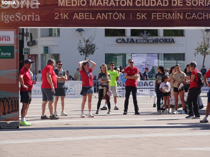 Una imagen del mediodía de este sábado en el centro de Soria. /PC