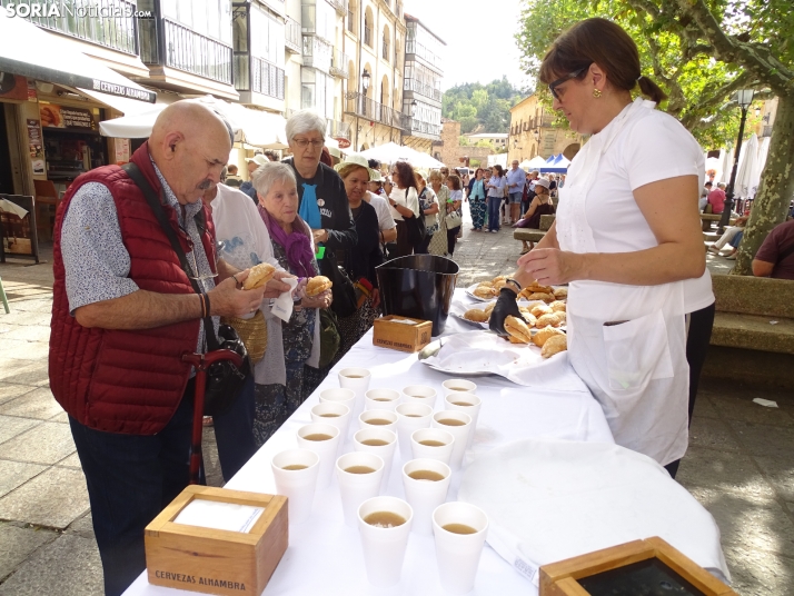 Una imagen de la plaza Mayor esta mañana de domingo. /PC
