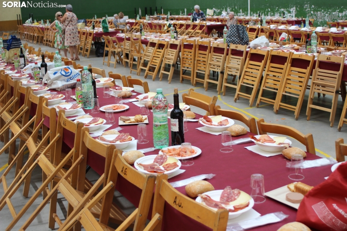 En im&aacute;genes: Fuentetoba sigue de fiestas con su tradicional verm&uacute; y caldereta