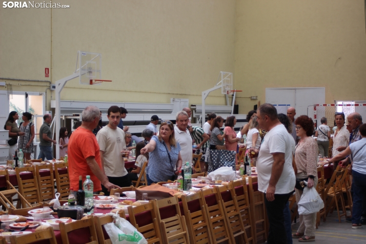 En im&aacute;genes: Fuentetoba sigue de fiestas con su tradicional verm&uacute; y caldereta