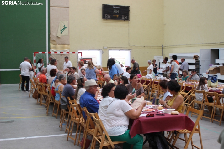 En im&aacute;genes: Fuentetoba sigue de fiestas con su tradicional verm&uacute; y caldereta