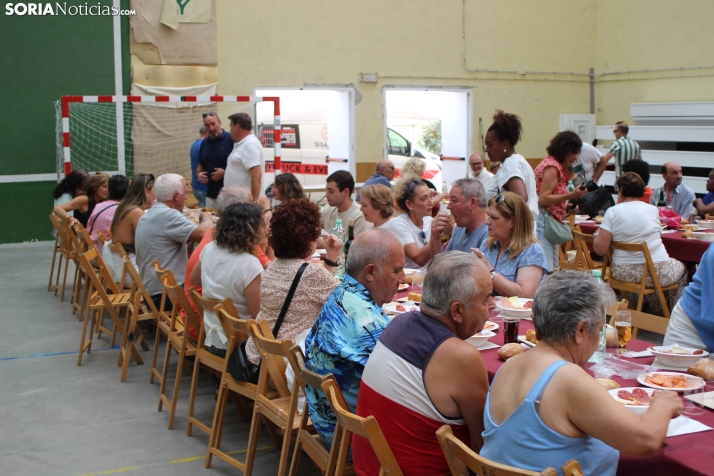 En im&aacute;genes: Fuentetoba sigue de fiestas con su tradicional verm&uacute; y caldereta