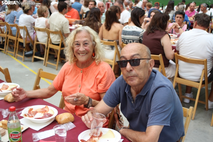 En im&aacute;genes: Fuentetoba sigue de fiestas con su tradicional verm&uacute; y caldereta