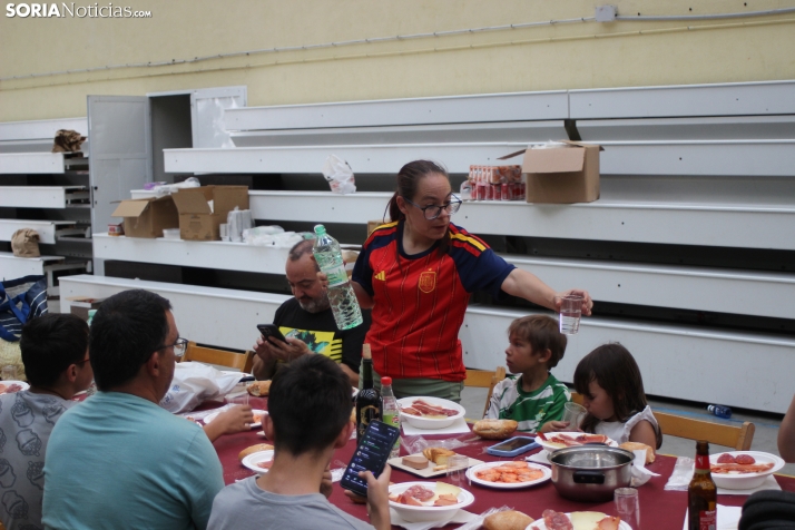 En im&aacute;genes: Fuentetoba sigue de fiestas con su tradicional verm&uacute; y caldereta