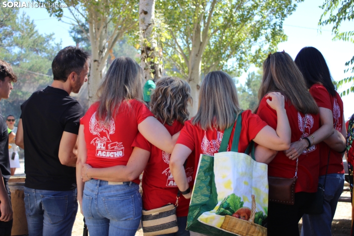 Duruelo reparte cerca de 2.800 raciones de caldereta en su tradicional almuerzo festivo