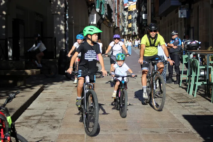 Las bicicletas invaden el centro de Soria