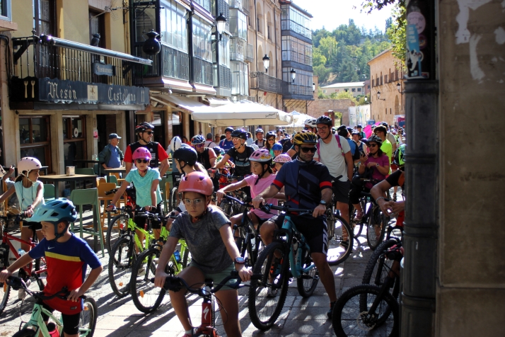 Las bicicletas invaden el centro de Soria