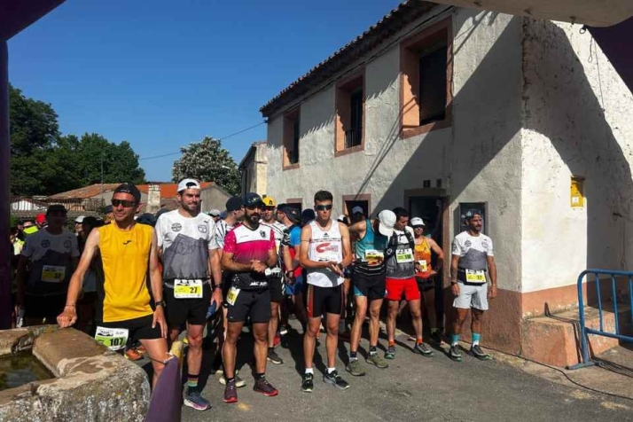 Un pueblo, un habitante y cientos de corredores: Benamira vuelve a correr contra el olvido
