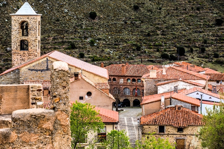 Yanguas alza la voz por el futuro rural junto a los pueblos más bonitos de España