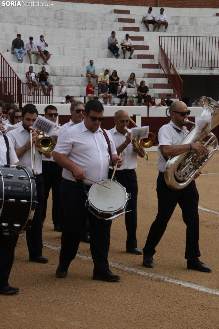 En im&aacute;genes: Tarde de toros en Almaz&aacute;n con protagonismo para Rub&eacute;n Sanz y Jarocho