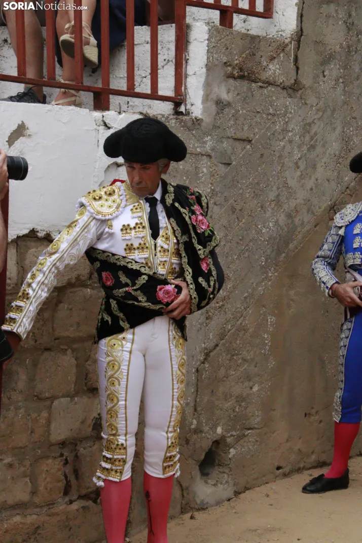 En im&aacute;genes: Tarde de toros en Almaz&aacute;n con protagonismo para Rub&eacute;n Sanz y Jarocho