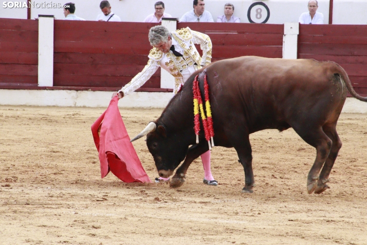 En im&aacute;genes: Tarde de toros en Almaz&aacute;n con protagonismo para Rub&eacute;n Sanz y Jarocho