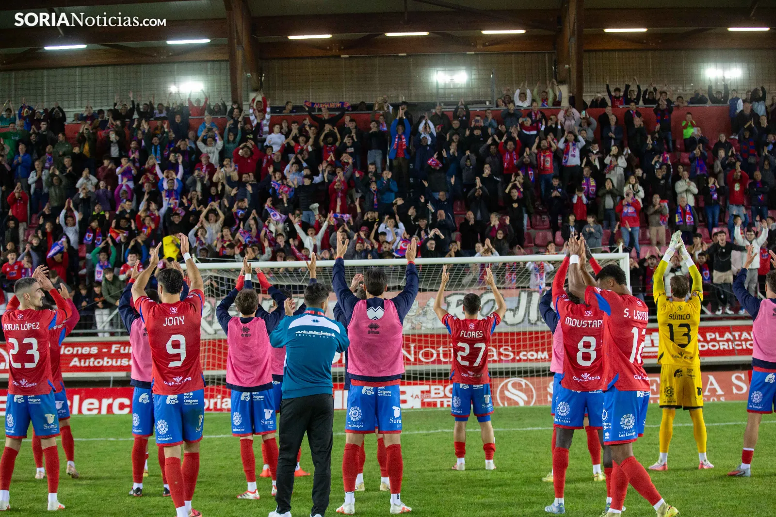 GALERÍA | Los Pajaritos empuja al Numancia hacia la victoria ante el Real Oviedo 