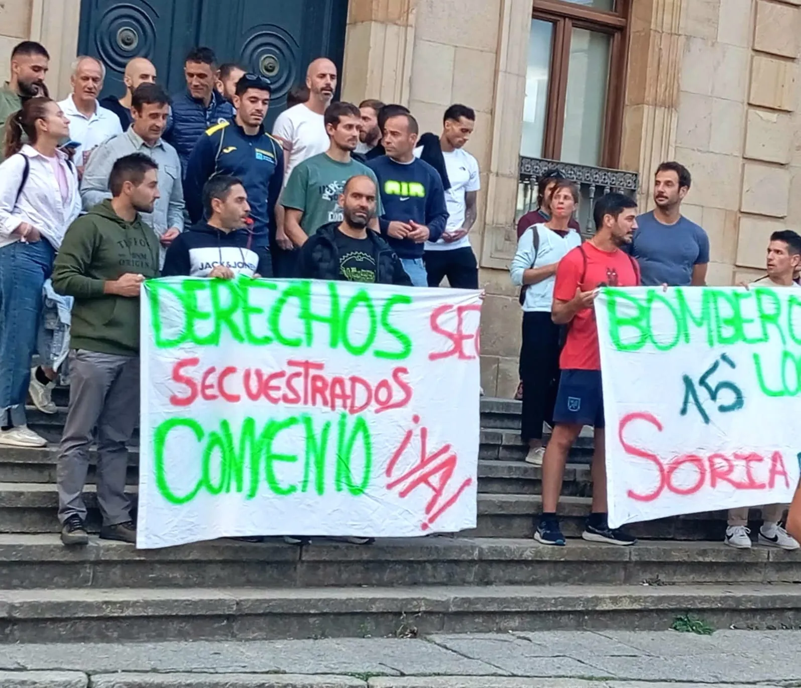 Los bomberos denuncian la precariedad del servicio de Soria: Hay tres efectivos por parque