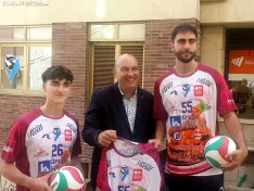 Foto 4 - As&iacute; es la nueva camiseta de Torrezno de Soria del R&iacute;o Duero 