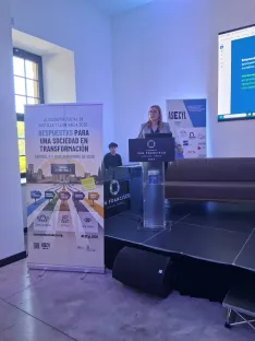 Foto 4 - El sector forestal y la inclusi&oacute;n centran el debate sobre econom&iacute;a social en Soria