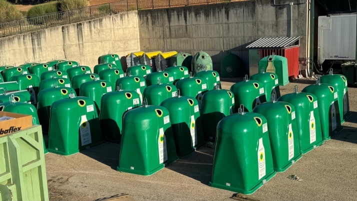 El reciclaje de vidrio se refuerza en El Burgo para reducir costes