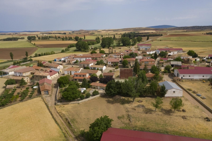 Candilichera expone el proyecto para reparar edificios en Mazalvete