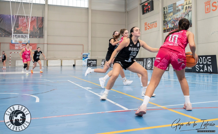 Veinte triples tumban al CSB Femenino en Torrelavega