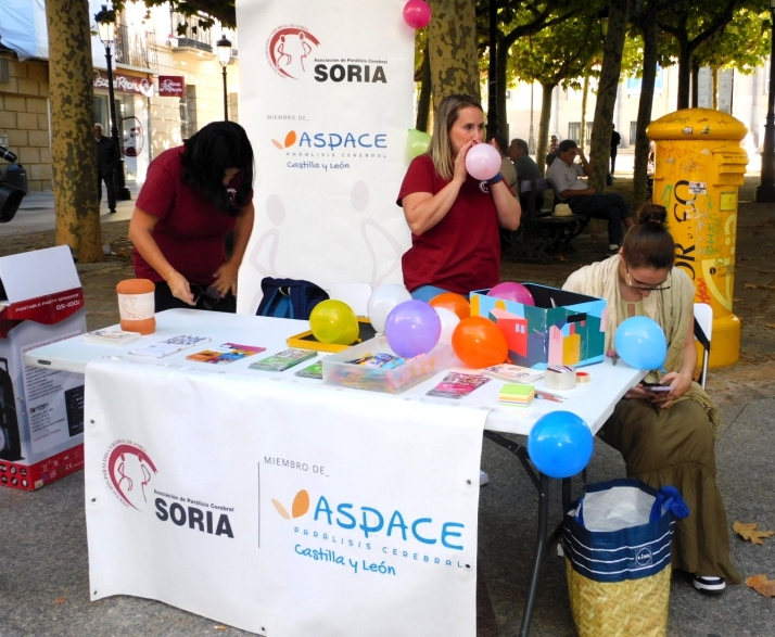ASPACE Soria adelanta la Navidad para exigir 12 derechos