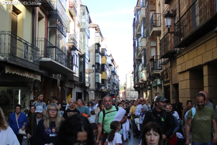 En im&aacute;genes: los gigantes y los cabezudos dan el pistoletazo de salida a San Saturio