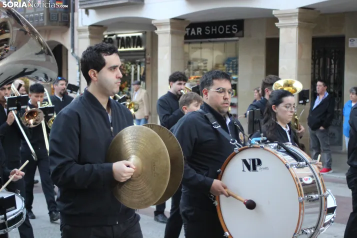 Fotos: La Banda recorre el centro de Soria en plenas fiestas de San Saturio