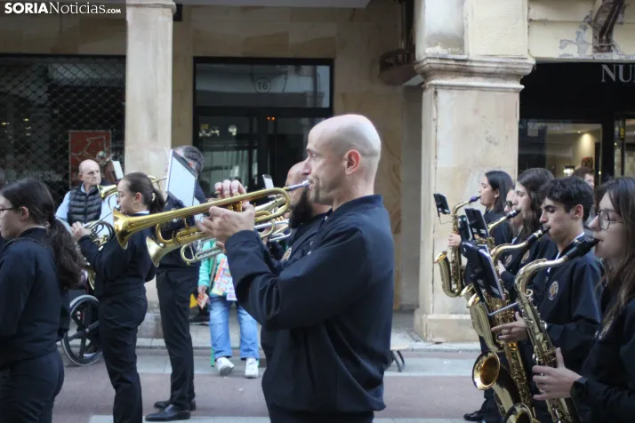 Fotos: La Banda recorre el centro de Soria en plenas fiestas de San Saturio