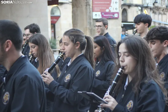 Fotos: La Banda recorre el centro de Soria en plenas fiestas de San Saturio
