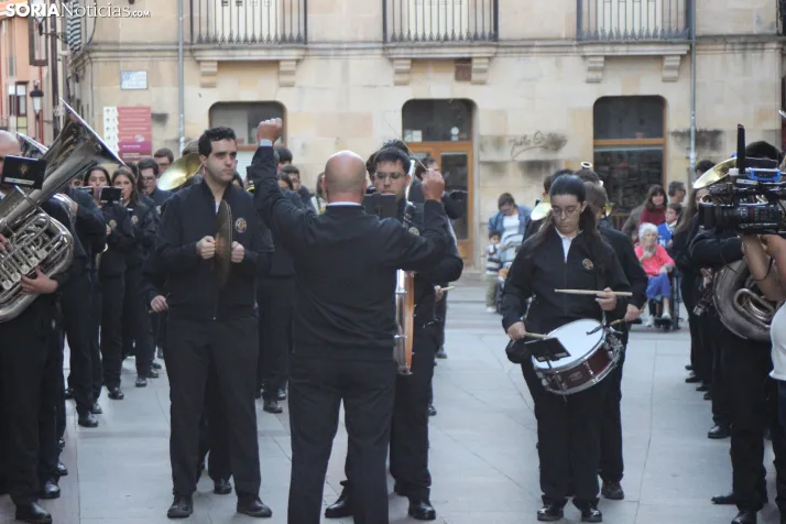 Fotos: La Banda recorre el centro de Soria en plenas fiestas de San Saturio