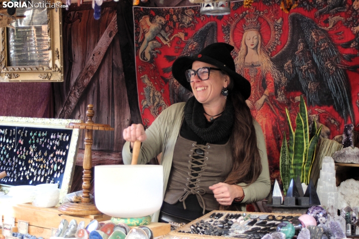 Galería | Artesanía, dulces y últimos preparativos en una fría y medieval mañana en Soria