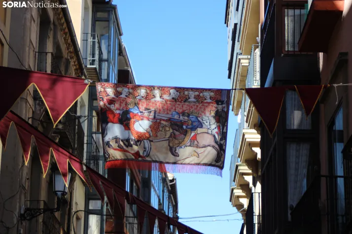 Artesan&iacute;a, dulces y &uacute;ltimos preparativos en una fr&iacute;a y medieval ma&ntilde;ana en Soria
