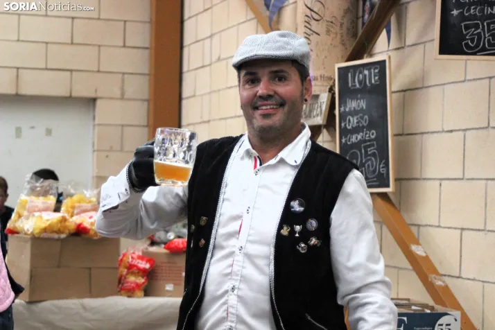 Galer&iacute;a | Ni el cielo gris consigue aguar la fiesta de la Oktoberfest en Golmayo