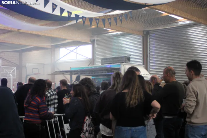 Galer&iacute;a | Ni el cielo gris consigue aguar la fiesta de la Oktoberfest en Golmayo