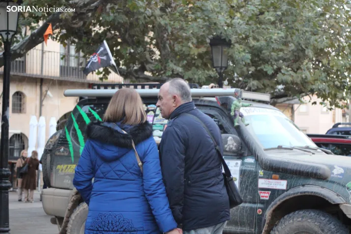 GALER&Iacute;A | El Spain Classic Raid desembarca en la plaza Mayor de Soria