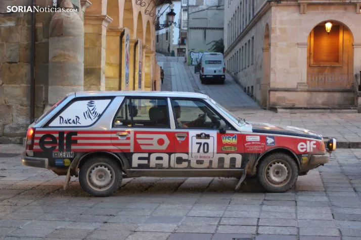 GALER&Iacute;A | El Spain Classic Raid desembarca en la plaza Mayor de Soria