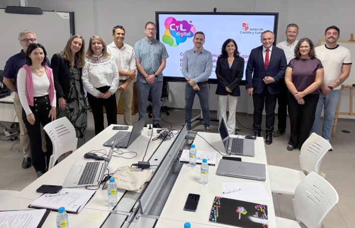 Castilla y León comparte su modelo de competencias digitales