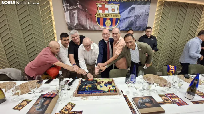 Fotos: M&aacute;s de 250 barcelonistas celebran el 35 aniversario de la pe&ntilde;a blaugrana en Soria