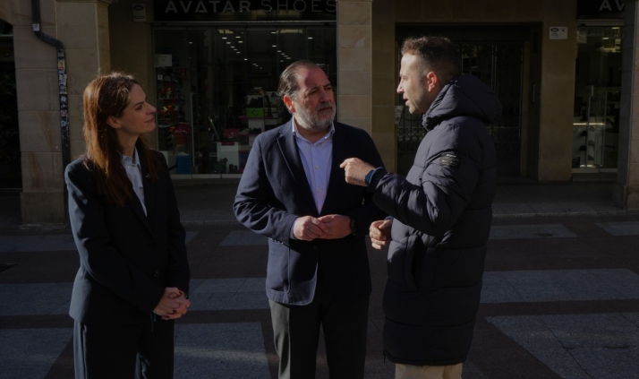 El PP propone bonificar tasas e impuestos locales al pequeño comercio