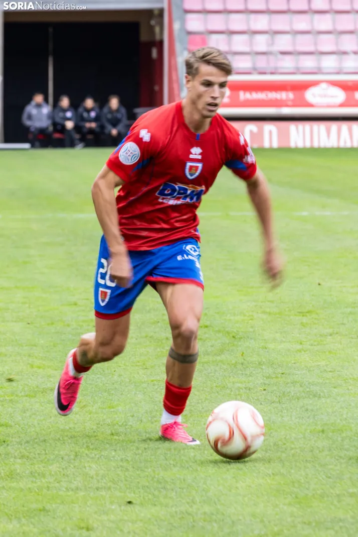 CD. Numancia vs. CF. Talavera de la Reina./ Viksar Fotografía