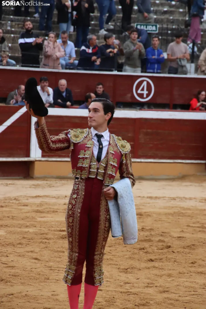 En im&aacute;genes: Jaime de Pedro se lleva el Memorial Redondo en un gran mano a mano ante David Espej&oacute