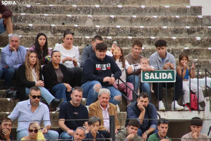 En im&aacute;genes: Jaime de Pedro se lleva el Memorial Redondo en un gran mano a mano ante David Espej&oacute