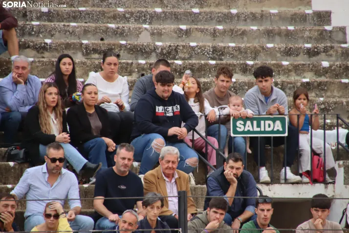En im&aacute;genes: Jaime de Pedro se lleva el Memorial Redondo en un gran mano a mano ante David Espej&oacute