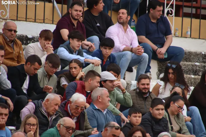 En im&aacute;genes: Jaime de Pedro se lleva el Memorial Redondo en un gran mano a mano ante David Espej&oacute