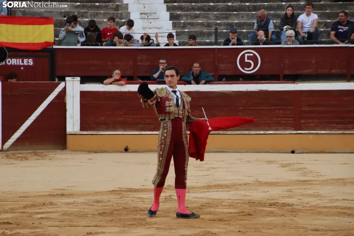 En im&aacute;genes: Jaime de Pedro se lleva el Memorial Redondo en un gran mano a mano ante David Espej&oacute