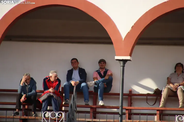 En im&aacute;genes: Jaime de Pedro se lleva el Memorial Redondo en un gran mano a mano ante David Espej&oacute