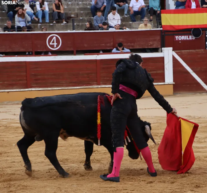 En im&aacute;genes: Jaime de Pedro se lleva el Memorial Redondo en un gran mano a mano ante David Espej&oacute