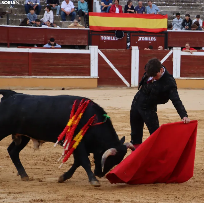 En im&aacute;genes: Jaime de Pedro se lleva el Memorial Redondo en un gran mano a mano ante David Espej&oacute