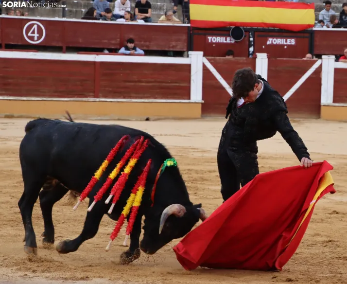 En im&aacute;genes: Jaime de Pedro se lleva el Memorial Redondo en un gran mano a mano ante David Espej&oacute