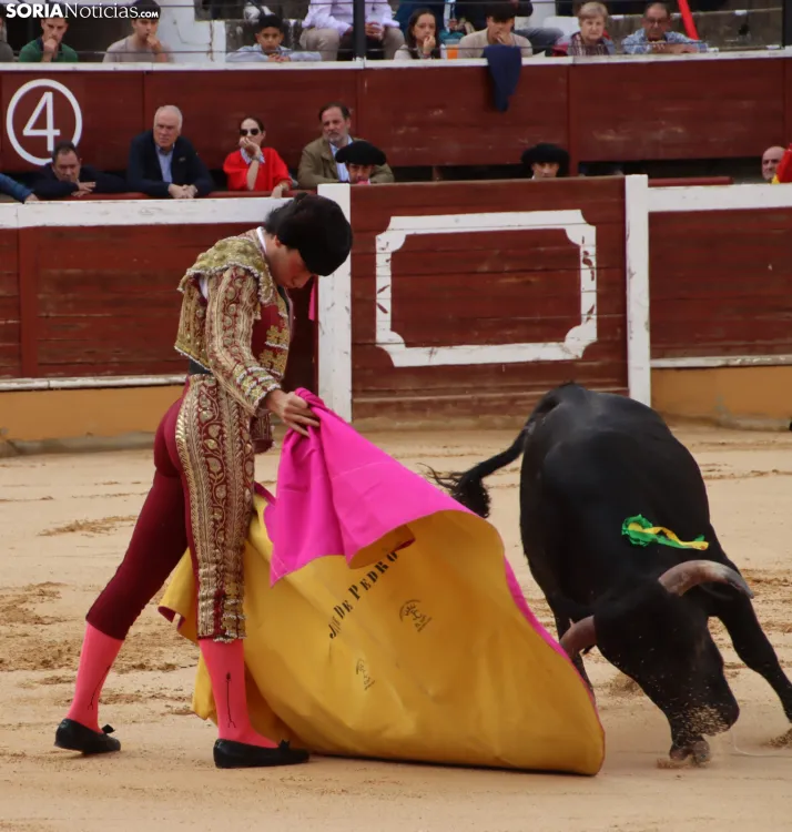 En im&aacute;genes: Jaime de Pedro se lleva el Memorial Redondo en un gran mano a mano ante David Espej&oacute