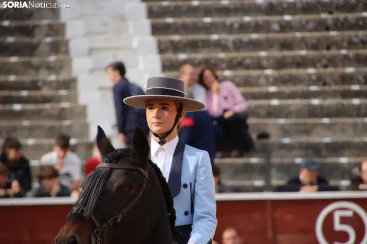 En im&aacute;genes: Jaime de Pedro se lleva el Memorial Redondo en un gran mano a mano ante David Espej&oacute